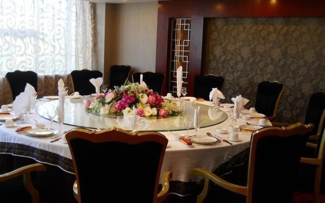 Yijing Holiday Hotel Yimeng Road Branch