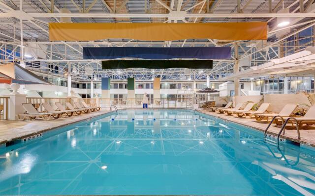 Days Inn by Wyndham Montgomery Near AUM