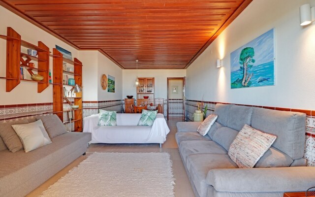 Monte Gordo Beachview I by Homing