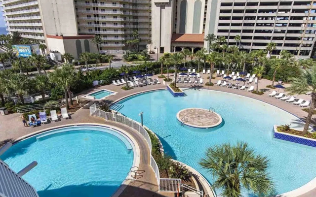 Laketown Wharf #1636