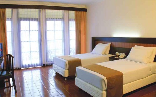 Danau Toba International Cottage Berastagi – Guest Rooms – Berastagi