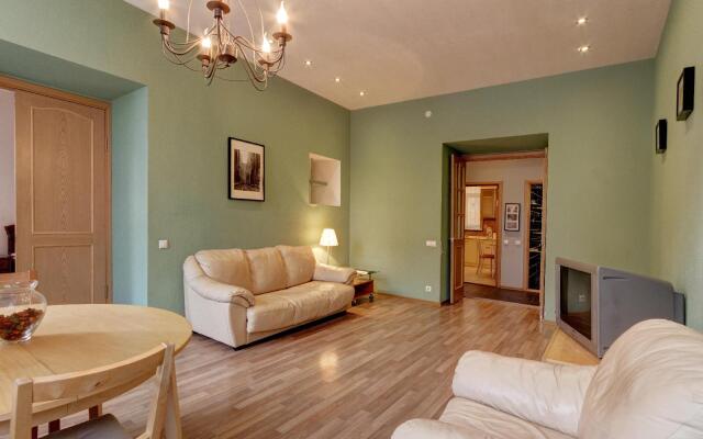 STN Apartments on Griboedov Canal Quay