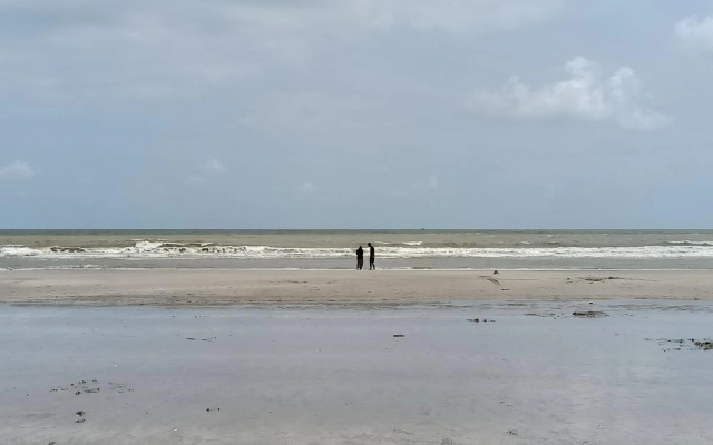 Desiran @ Timurbay - seafront studio apartment with WiFi