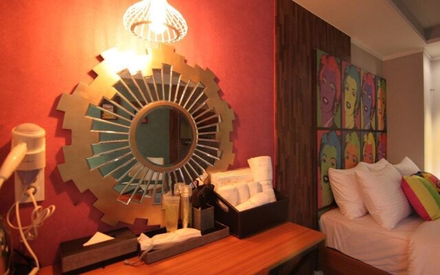 Gallery 9 Motel