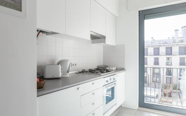 Downtown Premium with Garage