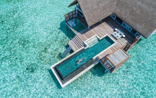 Four Seasons Resort  Maldives at Landaa Giraavaru