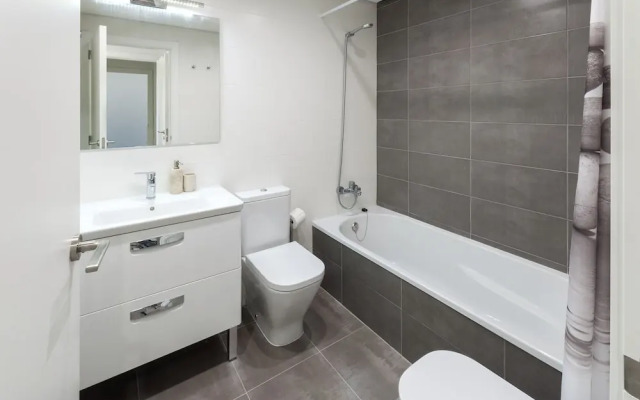 Brezo in Oliva With 2 Bedrooms and 2 Bathrooms