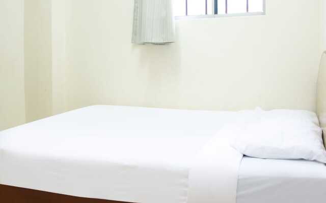 SPOT ON 89582 Evergreen Hotel