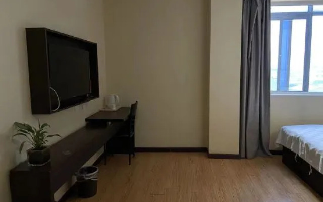 Hangfeng Hotel (Pinggu Dama Roundabout)