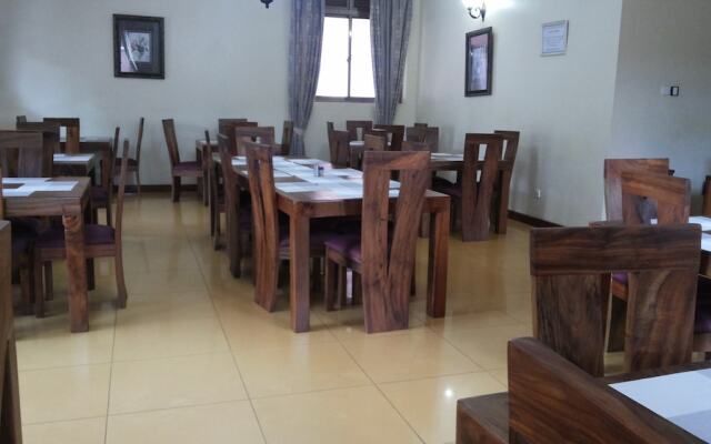 Lillian Towers Hotel