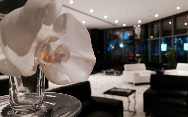 Tulip hotel And Suites