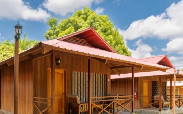 Wakaya Ecolodge