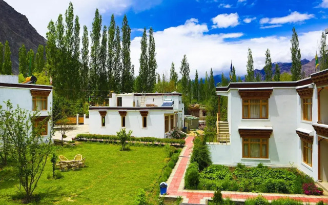 Sand Dunes View Resort