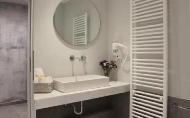 LeGeo-Luxurious Athenian Apartment