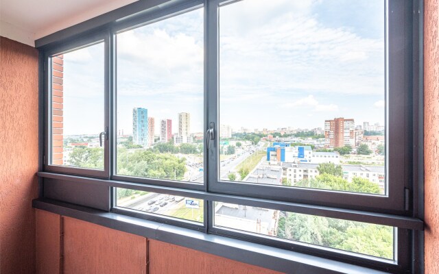 Сон и Душ на Азина