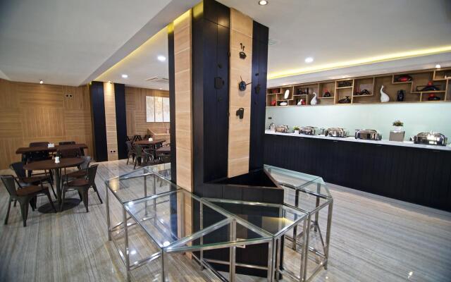 Verse Luxe Wahid Hasyim