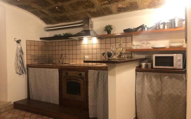 Cavour 84