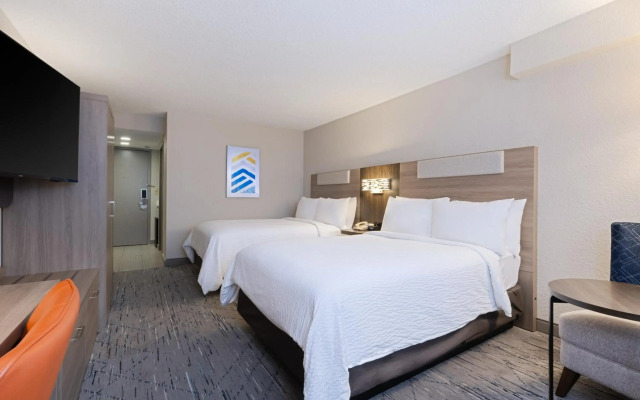 Holiday Inn Express Hotel & Suites Ft. Lauderdale-Plantation by IHG