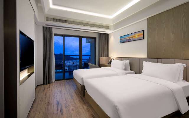 Microtel by Wyndham Sanya Dadonghai