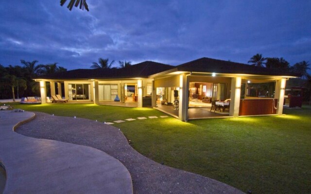 Rarotonga's Fishing Lodge - GT's