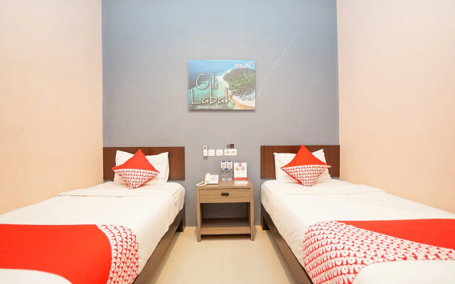 OYO 240 Audah Sevana Syariah Hotel