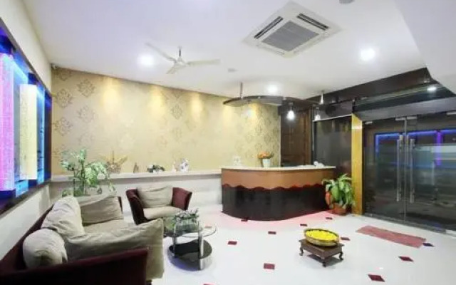 Hotel Adithya Central