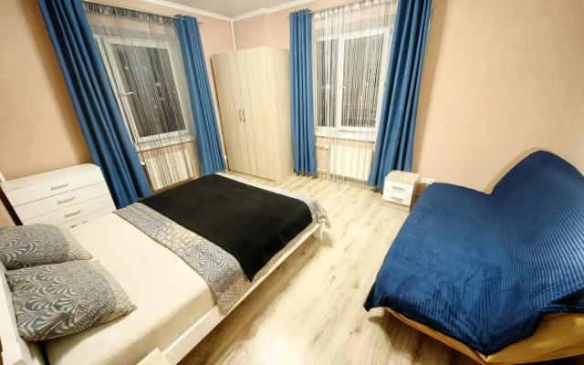 Апартаменты на улице Барыкина 4