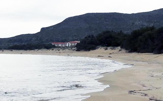 Elafonisos: Two storey house on the sea front