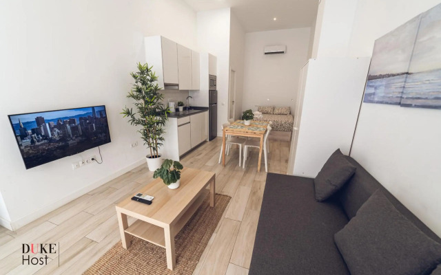 Santa Maria de la cabeza2 Apartments