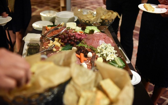 Sheraton Redding Hotel at the Sundial Bridge