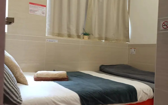 Tsim Sha Tsui Hotel