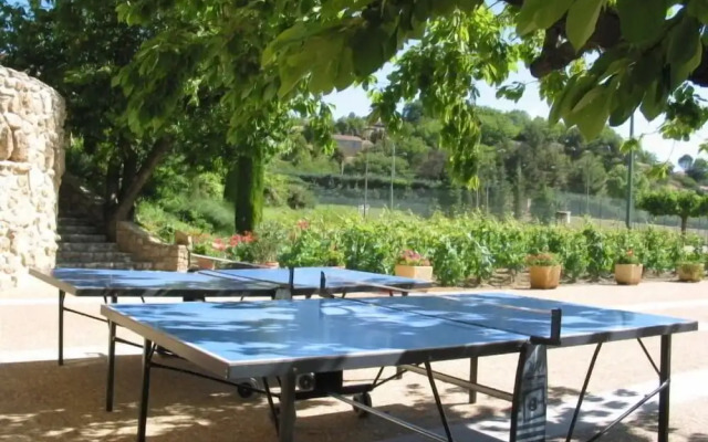 Hôtel Vacances Bleues Castel Luberon