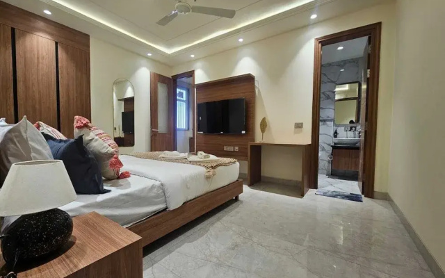 Dwellr Luxury Stays