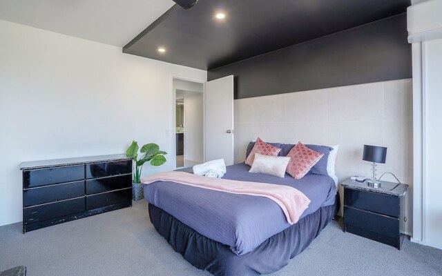 Grand, Bright, Modern Home