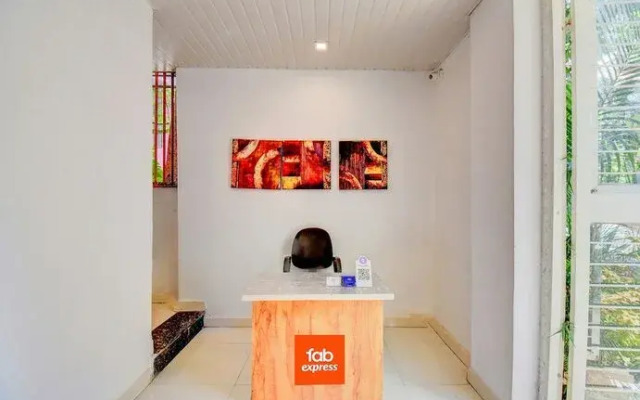 FabExpress Sky Inn