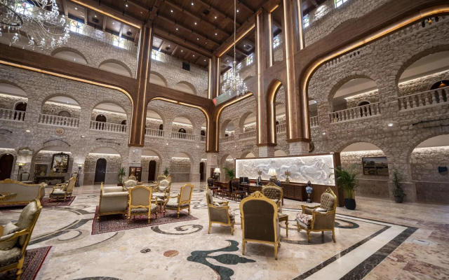 Al Samriya, Autograph Collection