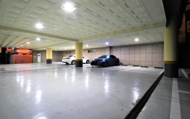 Instar Hotel Yangsan