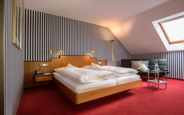 Hotel Restaurant Vinothek Lamm