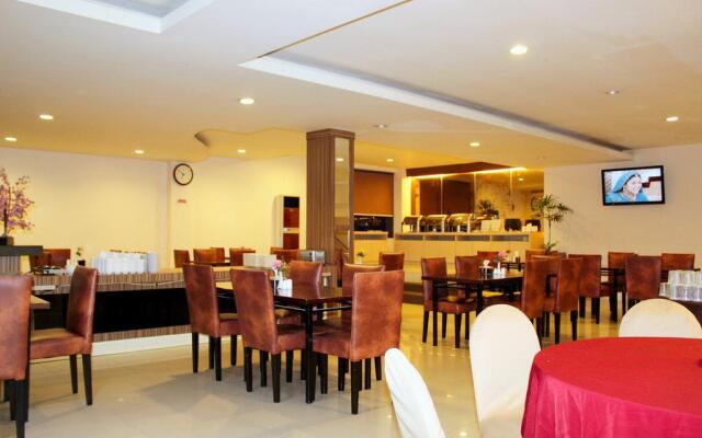 ZEN Rooms Lanto Daeng Pasewang