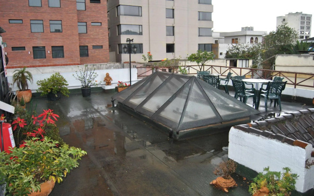 Hotel Fuente de Piedra II