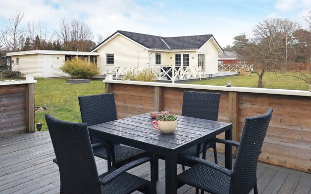 7 Person Holiday Home in Hals-by Traum