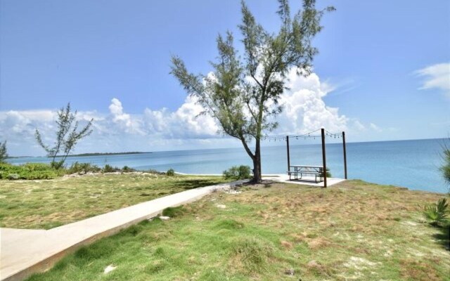 Cupid's Way by Eleuthera Vacation Rentals