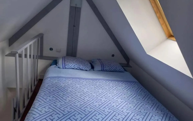 Studios face à la gare