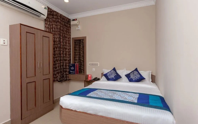 New Royal Inn by OYO