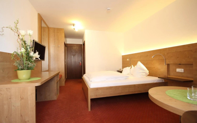 Isar Hotel