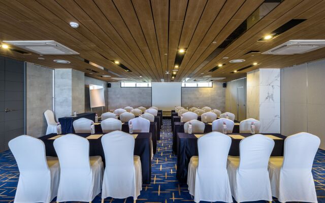 Aimi Jeju Beach Hotel Hamdeok W