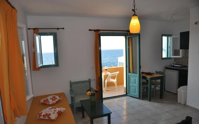 Anixi Apartments