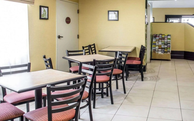 Sleep Inn Wytheville I-77 and I-81