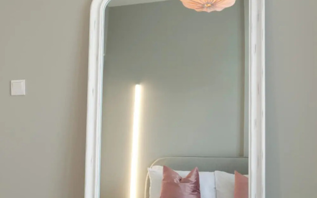 Burj Khalifa View with Designer Interior