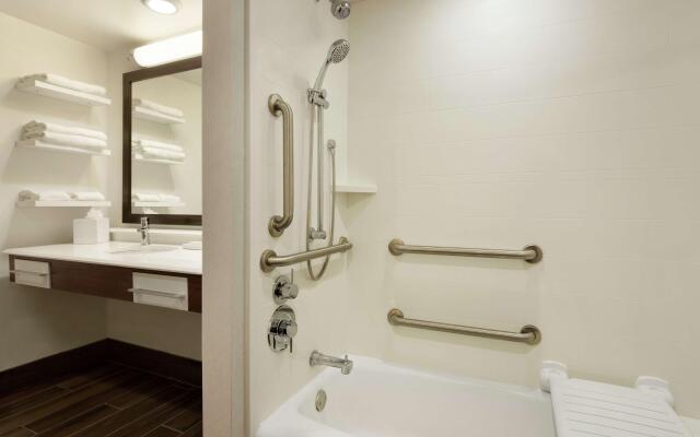 Hampton Inn & Suites Springdale